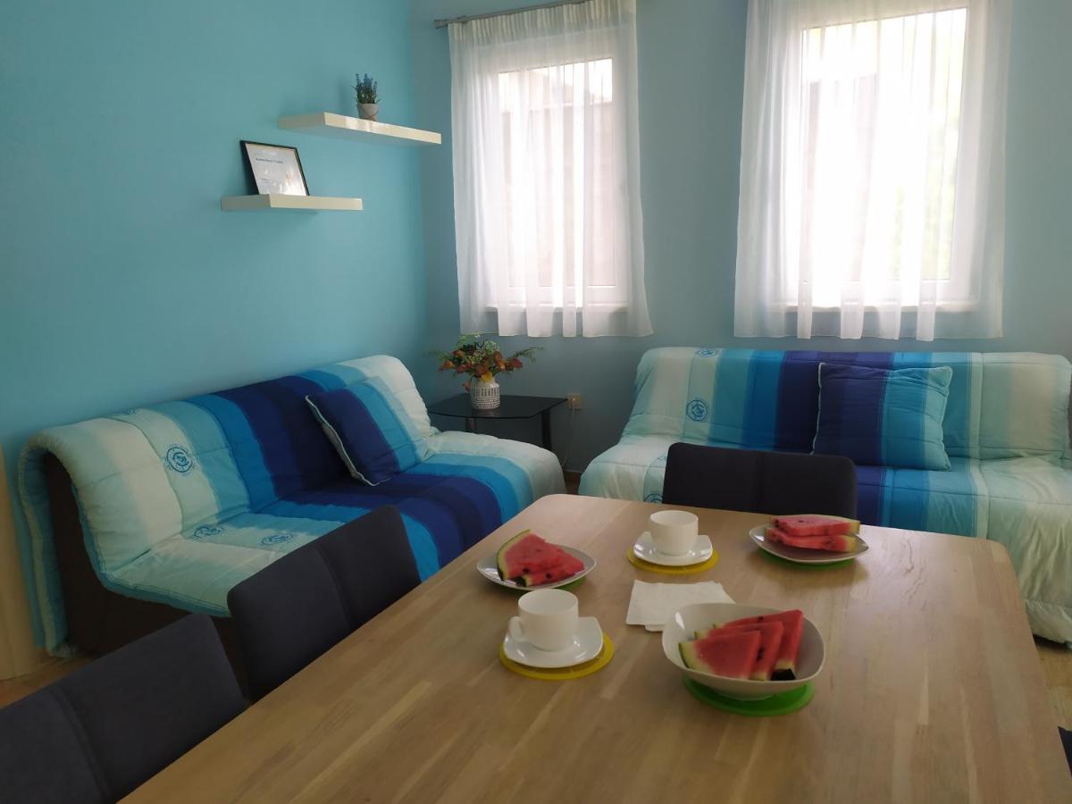 Aurora House Duplex Apartment Njivice Bagian luar foto